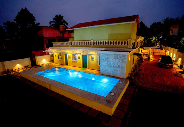 Luxury Portuguese 4 BHK Private Pool Villa photo 2