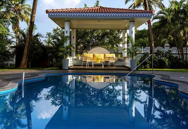 Luxury Beach 5 BHK Villa photo 3