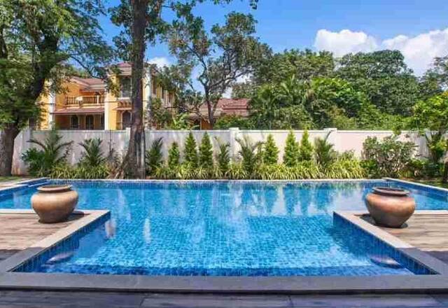 Ultra Luxury 6 BHK Private Pool Villa photo 3