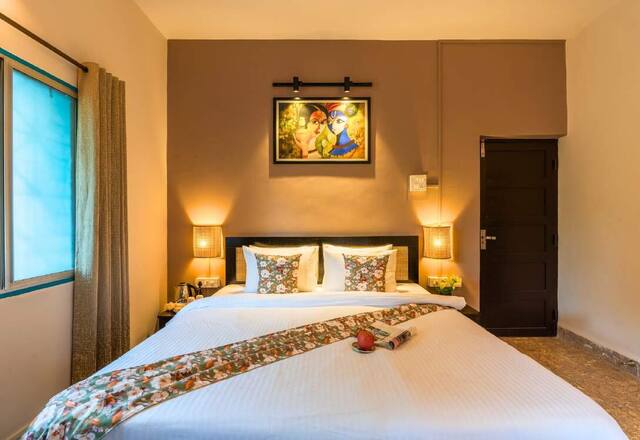 Luxury 7 BHK Private Pool Villa photo 3