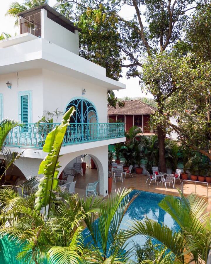 10 BHK Villa photo 1