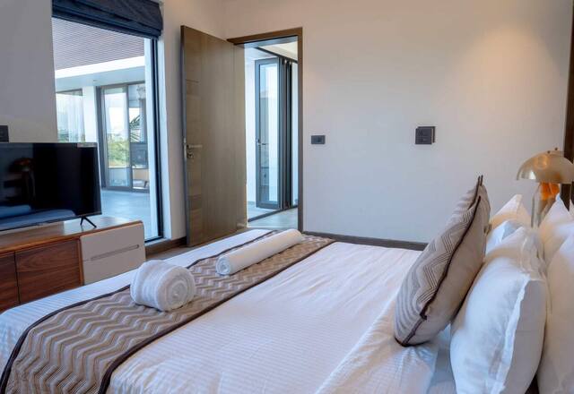42 BHK Villa photo 5